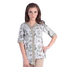 27 model kaos wanita lengan panjang terpopuler 2021. View Desain Baju Batik Wanita Lengan Panjang Remaja Pics Blog Garuda Cyber