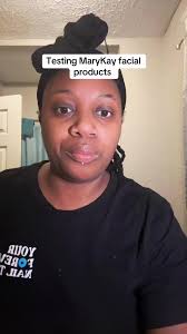 @Mary Kay Inc. Timewise Miracle Set The Go Set. It came with a 4 in 1  cleanser, antioxidant moisturizer, daytime defender and nighttime recovery.  #viral #fyp #explore #imfine #followme #pedicurist ...