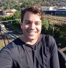 Leonardo Santos's Instagram, Twitter & Facebook