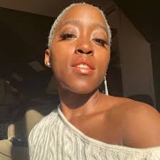 Tiana Benoit's Instagram, Twitter & Facebook