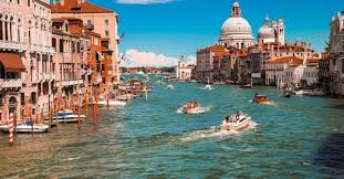 Ra's board paintings of venice, followed by 261 people on pinterest. 21 Vibrant Facts About Venice Italy Fact City