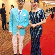 Malaysian actress and singer wani kayrie has landed in hot water after a tiktok video of her dancing in blackface resurfaced on twitter yesterday. Biodata Wani Kayrie Penyanyi Lagu Jangan Jangan Azhan Co