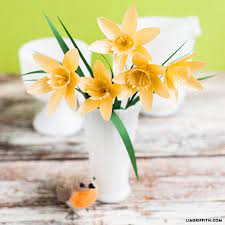 Download Simple Paper Flower Daffodil Pattern And Tutorial Lia Griffith