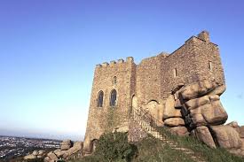 See more ideas about castle, cornwall, port isaac. Best Castles In Cornwall Fortresses Medieval Ruins Legends Solosophie