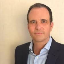 Ryan Blanch's Instagram, Twitter & Facebook