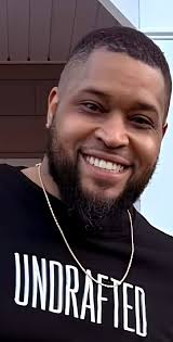 Antonio Jontavis Long, "Tavis", 36, of Greendale, Indiana, passed away