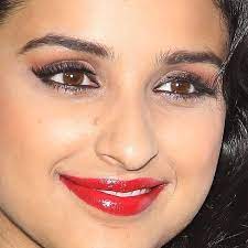 Bollywood Unknown On Instagram Parineeti Chopra Parineetichopra In 2021 Nostril Hoop Ring Parineeti Chopra Nose Ring