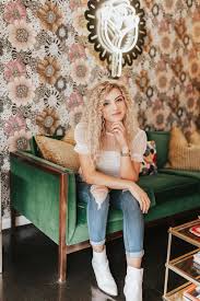 Hair By Saint Rose Experience In Houston Texas Vintage Hair Salons Hairstylist Branding Hair Salon Pictures
