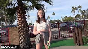 Maya Kendrick Amateur Teen Flashes Hairy Pussy on Mini-Golf Date -  Pornhub.com