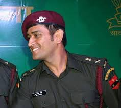 Cricket World Mahendra Singh Dhoni In Army Dress Army Dress Ms Dhoni Photos Ms Dhoni Wallpapers