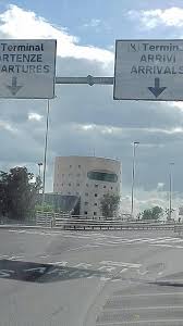 'ground transportation /buses & trains. Bed And Fly Aeroporto Catania Catania Aktualisierte Preise Fur 2021