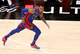 Dwight howard is another player returning to the lakers after playing a pivotal part in the 2020. Los Angeles Lakers Reasons For And Against Pursuing Wayne Ellington Page 5