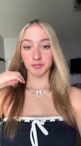 Sandra Heffernan's Instagram, Twitter & Facebook