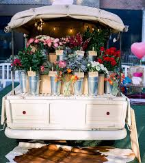 3 Flower Trucks 3 Different Fresh Flower Experiences In 2020 Flower Truck Florist Design Flower Business