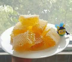 I have a beehive in the backyard. Madu Sarang Lebah Honeycomb Asli Photos Facebook