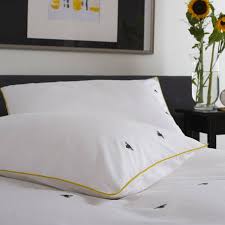 They know how to do it right. Bees Double Duvet Cover Set White Brandalley