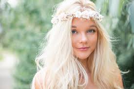 Handcrafted Snow Dusted Blush Bridal Flower Crown, Boho Pearl and Crystal  Floral Wreath, Babys Breath Halo, Pink White Flower Girl Headband