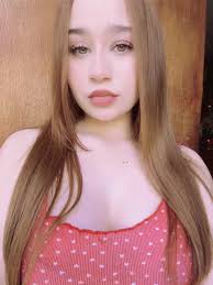 Nicolette Shea Al 100