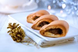 Almond & cranberry kaymak mazurek traditional polish. Polish Christmas Desserts Makowki Stock Image Image Of Almonds Table 12508079