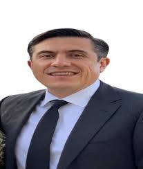 Docentes y personal de apoyo