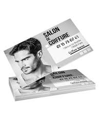 Pose de faux locks avec des cheveux. Visitenkarte Cdvaa