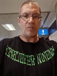 Looking for a nail tech that does acrylic nails. Recommendations?