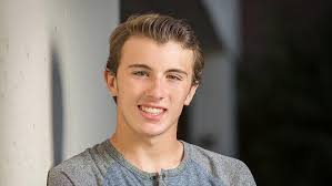 Stevens Point Area Senior High 2017 graduates