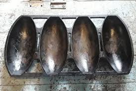 Details About No 4 Erie Bread Pan Or Corn Pone Pan Cast Iron In 2019 Pan Bread Cast Iron Cookware Cast Iron
