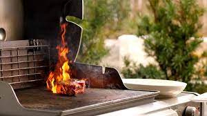 And don't start basting until the chicken is almost fully cooked. Should You Grill With The Lid Open Or Closed Grillabilities Bbqguys