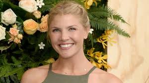 Amanda Kloots surprises fans with heartfelt admission about relationship  with Bachelorette star