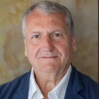 Andrew Lynch (@andrewtlynch)