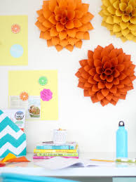 We have featured in the collection below crafts form paper wall art to diy paper lamps, flower curtains, chandeliers, cool gift rapping ideas and. Easy Diy Craft Paper Dahlias Hgtv