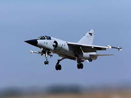 Ejército del aire de españa:91 mirage f1 en total: Argentina Compra 16 Cazabombarderos A Espana Espana Elmundo Es