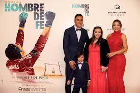 Check spelling or type a new query. Keylor Navas With Andrea Salas And Their Two Marca English