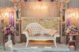 With this list, you'll be able to find the perfect spot to have your dream wedding! Top 12 Malay Wedding Package Vendors In Singapore Malay Wedding Services