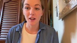 What word makes this acrostic poem? This poem is from the lesson plan  'Nature poem' where students brainstorm words and make their own acrostic  poem. Download the full lesson plan here:  https://www.teachingenglish.org.uk/teaching-resources/teaching ...