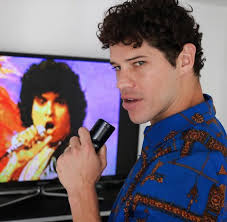 Uz streaming glazbe na deezeru možeš otkriti više od 56 milijuna pjesama, kreirati svoje vlastite playliste i dijeliti omiljene pjesme sa svojim prijateljima. Jose Loreto Vivera Sidney Magal Nos Cinemas O Presente