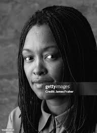 1 754 photos et images haute résolution de Deborah James