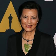 Kieu Chinh (@thekieuchinh) • Instagram photos and videos