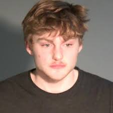 Man who huffed dusting spray and crashed into Fond du Lac store, injuring  6, is convicted