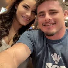 Jana Fredricks's Instagram, Twitter & Facebook