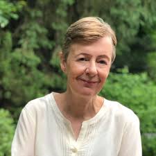 Alison Doyle's Instagram, Twitter & Facebook