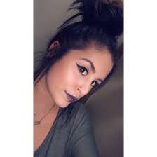 Abbie Singleton (bexxximpressed)