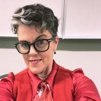 Lisa Enright's Instagram, Twitter & Facebook