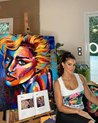 She reveals that she's having a baby boy. Drake S Baby Mama Shows Off Her Artistic Talents