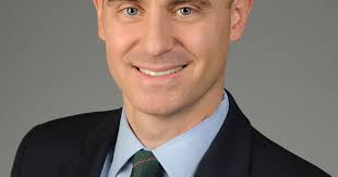 Wells Fargo taps market executive