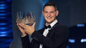 České judo bude na olympijských hrách v tokiu zastupovat duo reprezentantů, zlatý medailista z ria de janeiro 2016 lukáš krpálek a david klammert. Judoka Lukas Krpalek And Fed Cup Champions Crowned Best Of The Year In The Czech Republic Aips Media