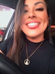 Amanda Branco's Instagram, Twitter & Facebook