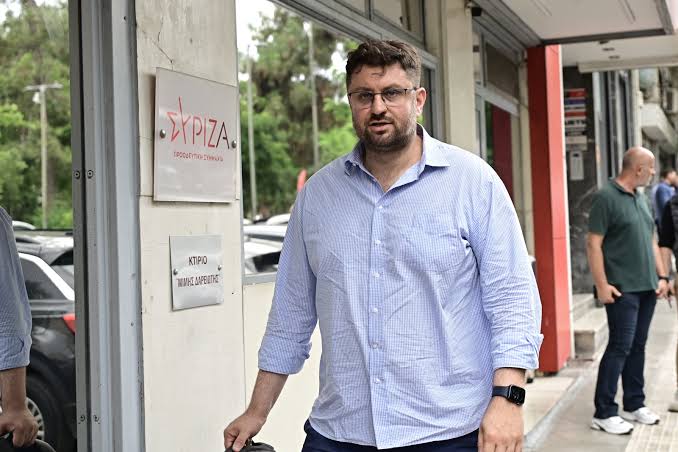 Κ. Ζαχαριάδης: Προσχωρεί στην ΕΛΑΣ