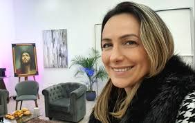 DR LYNN Chircop Faure